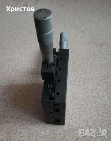 Микрометрични координатни маси, снимка 7 - Резервни части за машини - 53213500