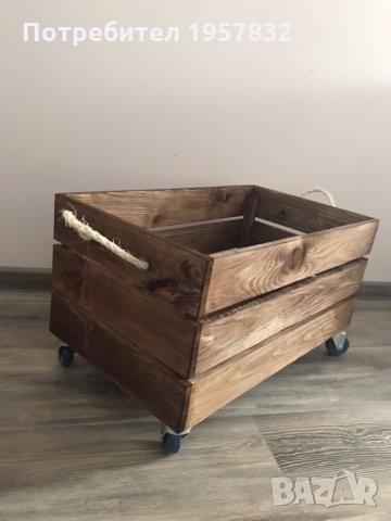 Декоративна дървена щайга с конопени дръжки и колелца в цвят орех, снимка 4 - Декорация за дома - 26227826