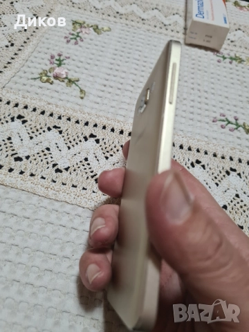 Samsung galaxy A3 GOLD , снимка 5 - Samsung - 52255883