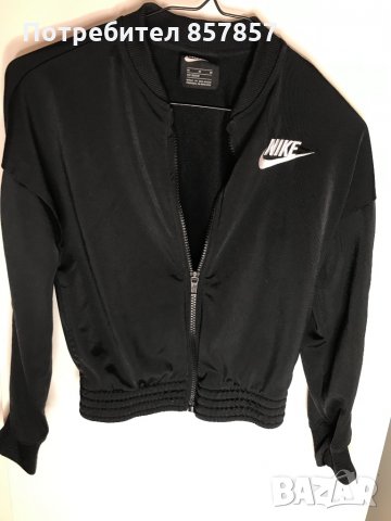 Спортен екип /Анцунг Nike 100% оригинален 137-146 см