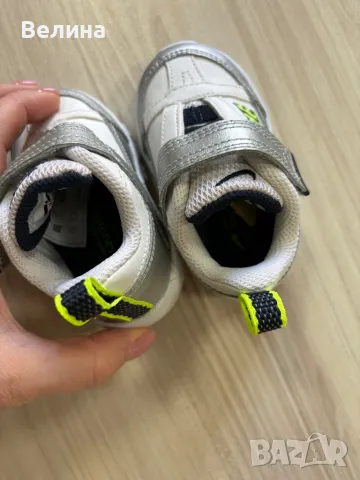 Бебешки маратонки Nike, снимка 2 - Бебешки обувки - 47706797