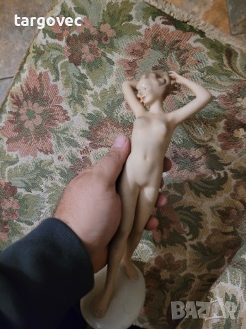 Старинна изящна порцеланова статуетка фигура валендорф, снимка 8 - Антикварни и старинни предмети - 42982456