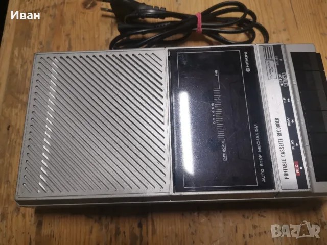 Касетофон Hitachi, снимка 8 - Радиокасетофони, транзистори - 48640890