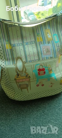 Дамска чанта висококачествена еко кожа в прекрасна цветова комбинация при лицевата част, снимка 4 - Чанти - 50575409