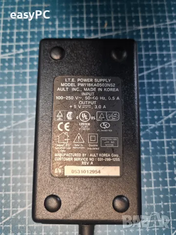 Оригинален захранващ адаптер AULT KOREA Corp. 5.0V 3.0A PW118KA0503N52, снимка 3 - Друга електроника - 48139579