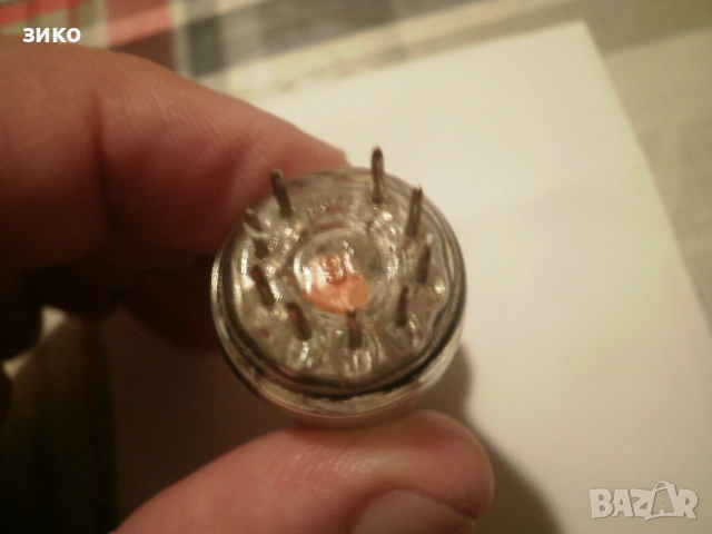 Радиолампа 6Ф5П - нова, аналог на ECL 85, снимка 3 - Части и Платки - 53048391