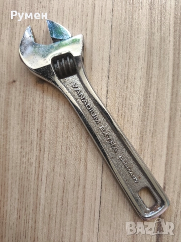 Регулируеми гаечни ключове, снимка 9 - Други инструменти - 51463126