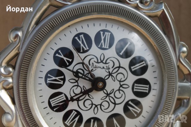 СССР настолен часовник "ВИТЯЗ", снимка 4 - Антикварни и старинни предмети - 38022616