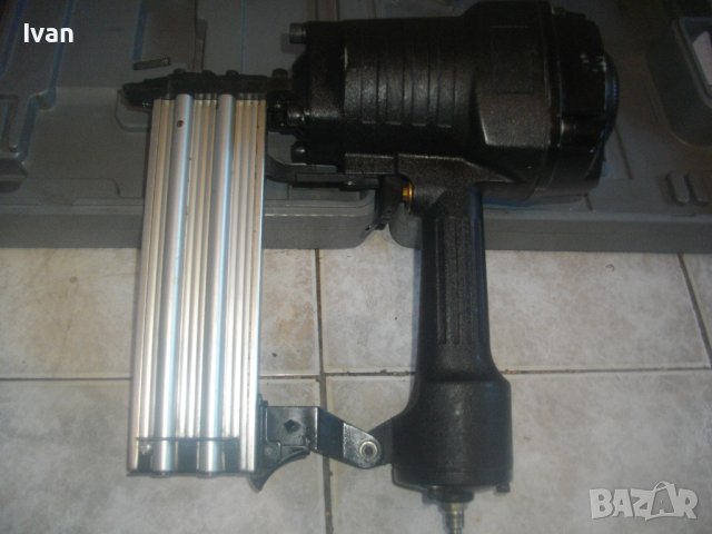 Голям Пневматичен Такер-Промишлен/Индустриален-Дърводелски-За Пирони До 60мм Дължина-Алумин Пълнител, снимка 14 - Други инструменти - 43069483