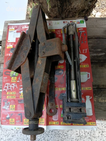 Крикове за кола и бус