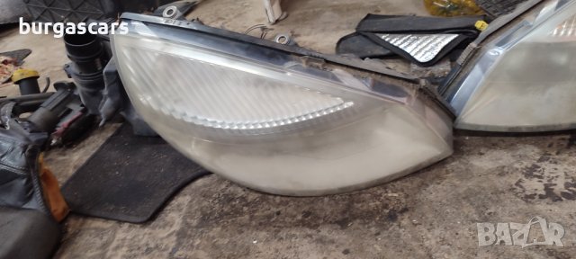 Фарове ляв десен Renault Scenic II 1.5 DCI - 80лв, снимка 3 - Части - 43514305