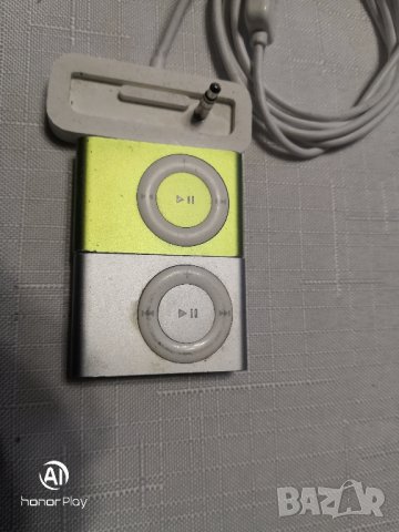 iPod shuffle - 2 бр. , снимка 1 - iPod - 43710864