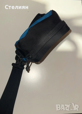 Здравейте, продавам чантичка на THE NORTH FACE, снимка 7 - Чанти - 53215621