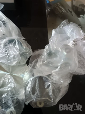 TME скоби / държачи за кондензатори , снимка 6 - Ресийвъри, усилватели, смесителни пултове - 51051282