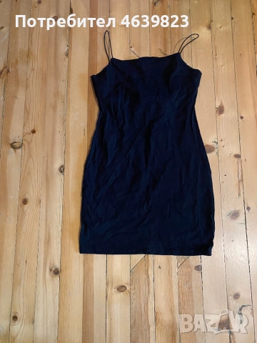 Черна дамска рокля