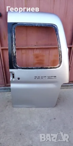 Peugeot Partner/Citroen Berlingo задна дясна врата (гола)