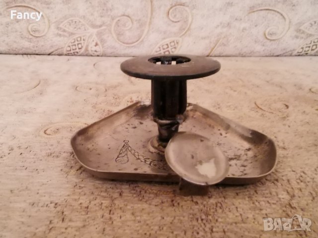 Стар свещник Ges Gesch, снимка 2 - Антикварни и старинни предмети - 43369542