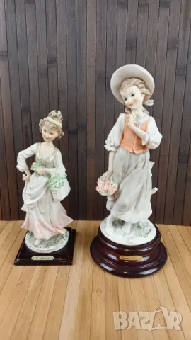 2 фигурки на Giuseppe Armani