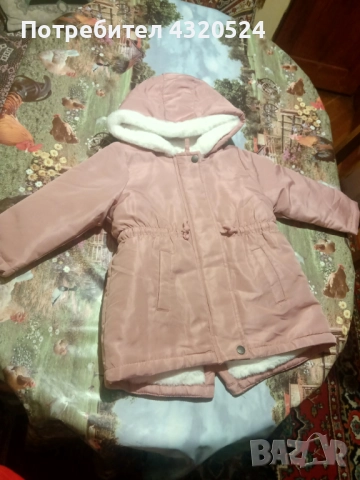 Зимна парка за момиче-размер 98, снимка 4 - Детски якета и елеци - 52787209