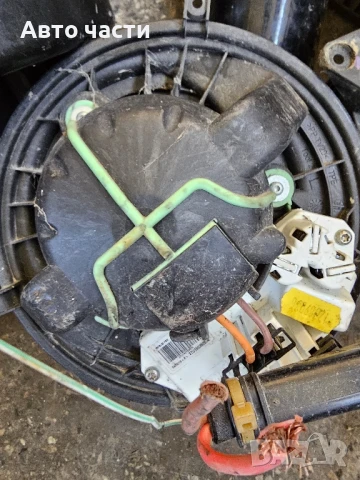 OEM BMW Серия 3 E90 Вентилатор за климатик, отопление 6411 6933663