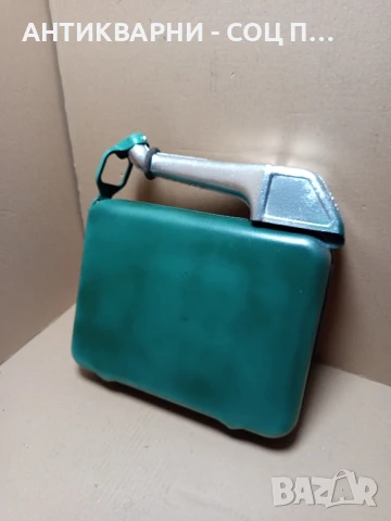 Стара Метална Немска Туба За Гориво 5лт.