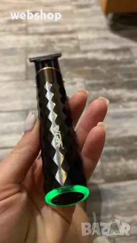 Професионална безжична машинка за подстригване на коса VGR V-170, тример за брада и мустаци, снимка 2 - Машинки за подстригване - 50440661