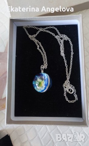 Светещо в тъмното фосфорно колие "Земя", снимка 2 - Колиета, медальони, синджири - 40201800