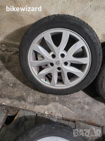 Джанти с летни гуми Firestone 215 50 17 цола 5 х114.3 66.1 централен, снимка 4 - Гуми и джанти - 53102279