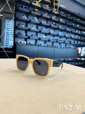 очила с черен обикновен калъф и ув защита christian dior louis vuitton off white , снимка 9 - Слънчеви и диоптрични очила - 51318281