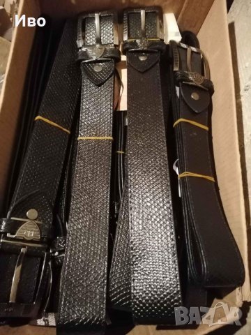 Колани - черни на квадрати, класически.Висококачествена изкуствена кожа., снимка 1