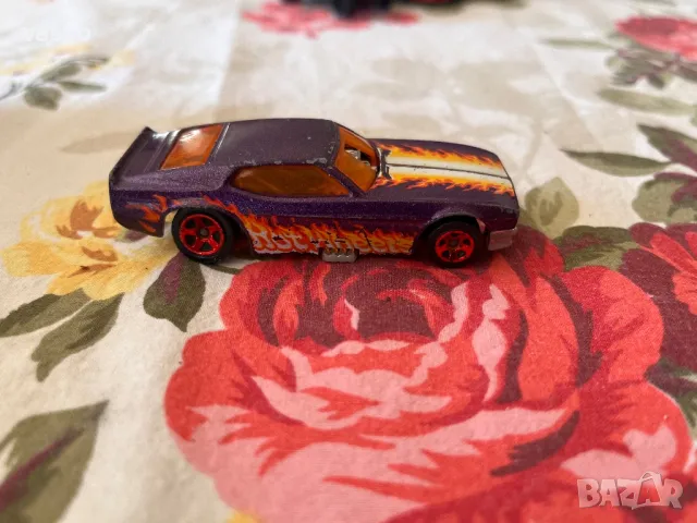 Hot wheels-интересен, снимка 3 - Колекции - 49372318