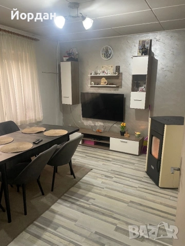 Двуетажна къща с.Върбица общ. Димитровград, снимка 11 - Къщи - 53390938