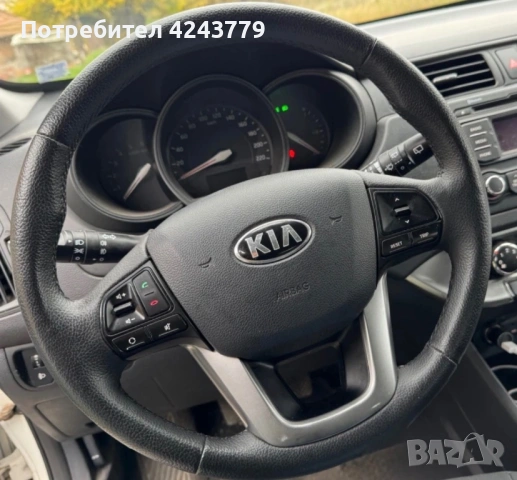 Kia Rio 1.1 75k, снимка 12 - Автомобили и джипове - 53407663