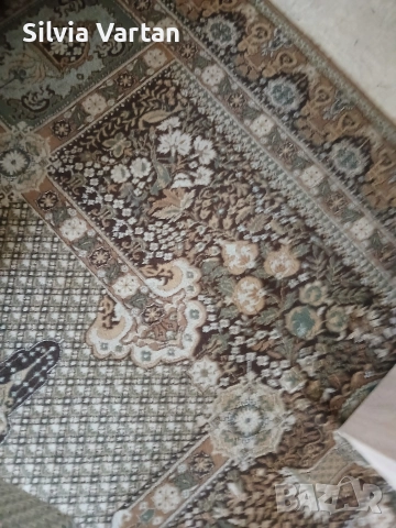 Персийски килим, снимка 10 - Килими - 52323918