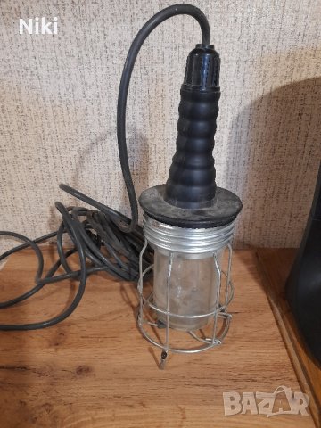 Помощна лампа