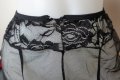 S/М черна мини пола от тюл с дантела и вградени жартиери за чорапи, снимка 8