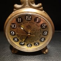 Часовник , снимка 9 - Антикварни и старинни предмети - 27850483