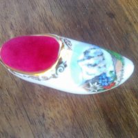 Стар германски игленик порцеланова обувка, снимка 1 - Други ценни предмети - 38671495
