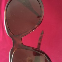 Тъмни очила, снимка 1 - Слънчеви и диоптрични очила - 37287053
