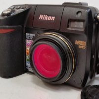 Фотоапарат Nikon E8400, снимка 2 - Фотоапарати - 27852572