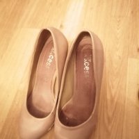 Дамски обувки, снимка 2 - Дамски ежедневни обувки - 38063126