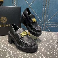  Versace 2023 (реплика) 000, снимка 12 - Дамски ежедневни обувки - 39090069