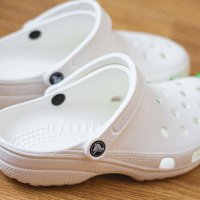 Оригинални Чехли Crocs Classic Clog, Размери 36-40, снимка 1 - Чехли - 43486590