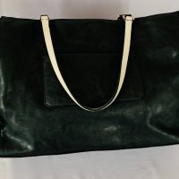 Чанта GUESS оригинал, кожа, голяма, с размери - 42 см; 30/55см висока с дръжки; шир. 16 см., снимка 3 - Чанти - 42938863