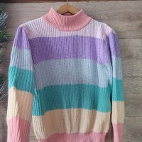 Цветен пуловер , снимка 1 - Блузи с дълъг ръкав и пуловери - 43571700
