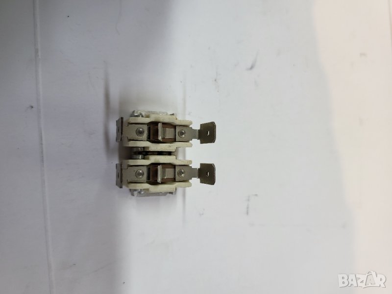 ТЕРМООГРАНИЧИТЕЛ ВЪЗСТАНОВЯЕМ до 150 градуса, 2 х 10 А , н.з контакт - отваря( изключва ), снимка 1