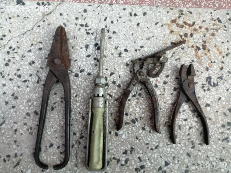 стари инструменти, снимка 1