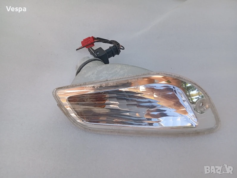 640968 Piaggio Vespa LX50 преден ляв мигач, снимка 1
