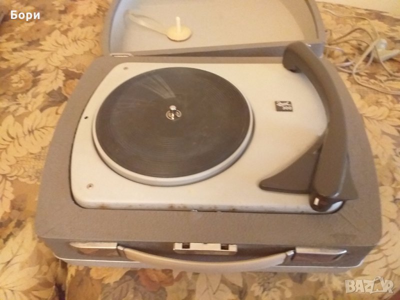 Грамофон Dual 300, снимка 1