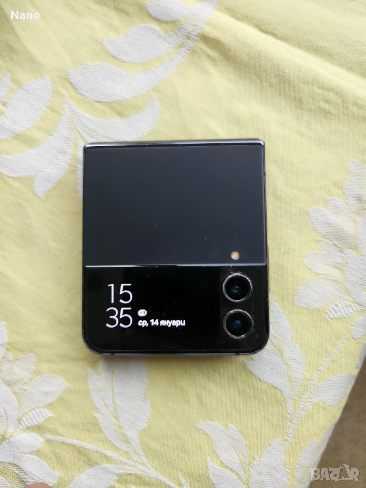 Samsung Galaxy Z Flip 4, снимка 1